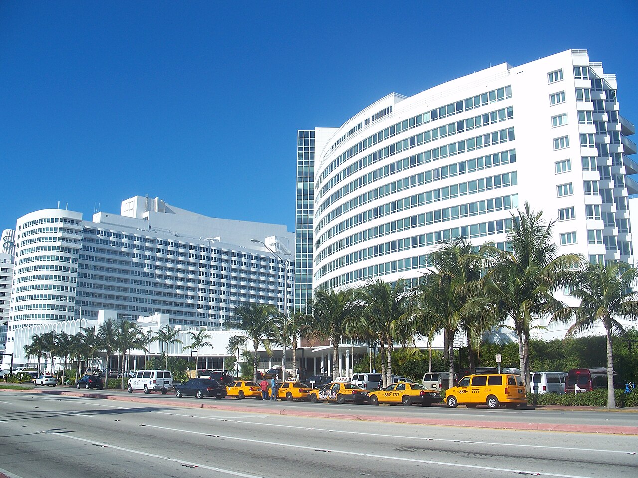 Fontainebleau Hotel, Miami Beach, FL