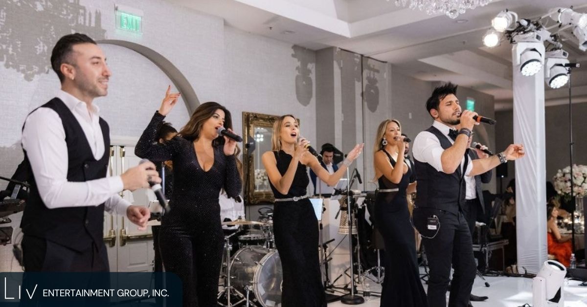 Why Is Entertainment Important at a Corporate Christmas Party?