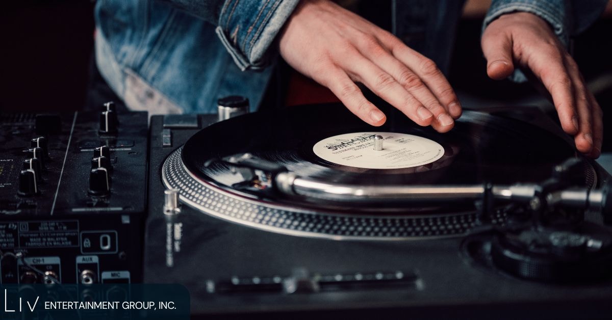 How do you tell if a DJ has Up-to-date knowledge of Hits and Songs?